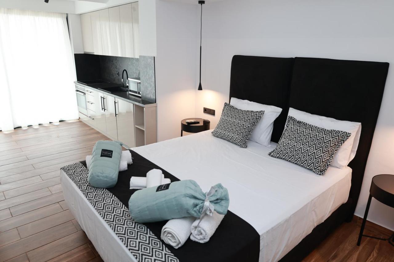 Paris-Irini Studios And Apartments Plomari Esterno foto